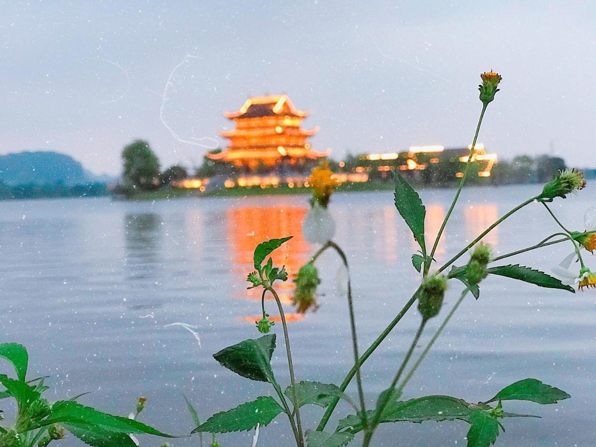 Sunny Trang An homestay Ninh Binh Bagian luar foto